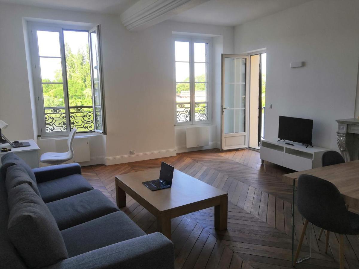 شقة Grand 2P Terrasse Bord De Seine مانت لا جولي المظهر الخارجي الصورة